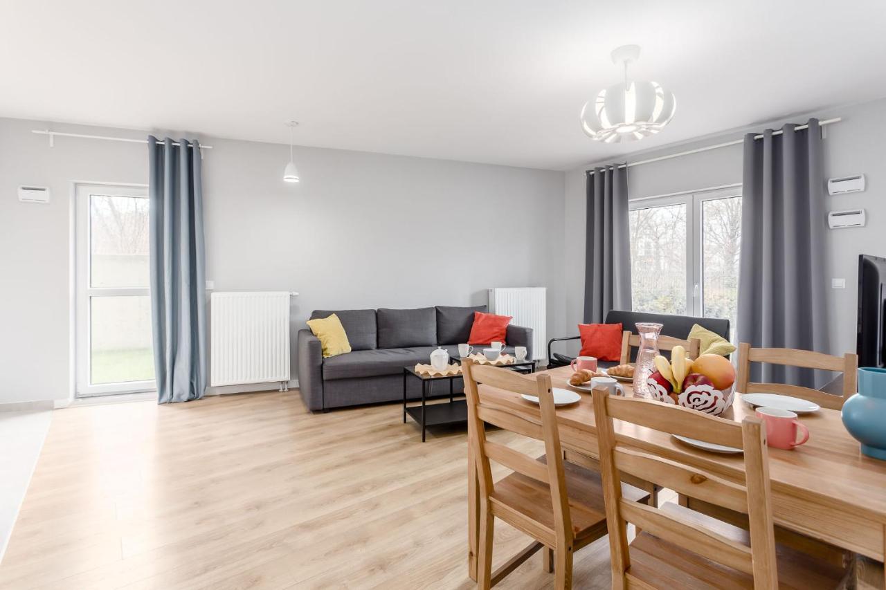 Chill Apartments Marywilska Varsavia Esterno foto