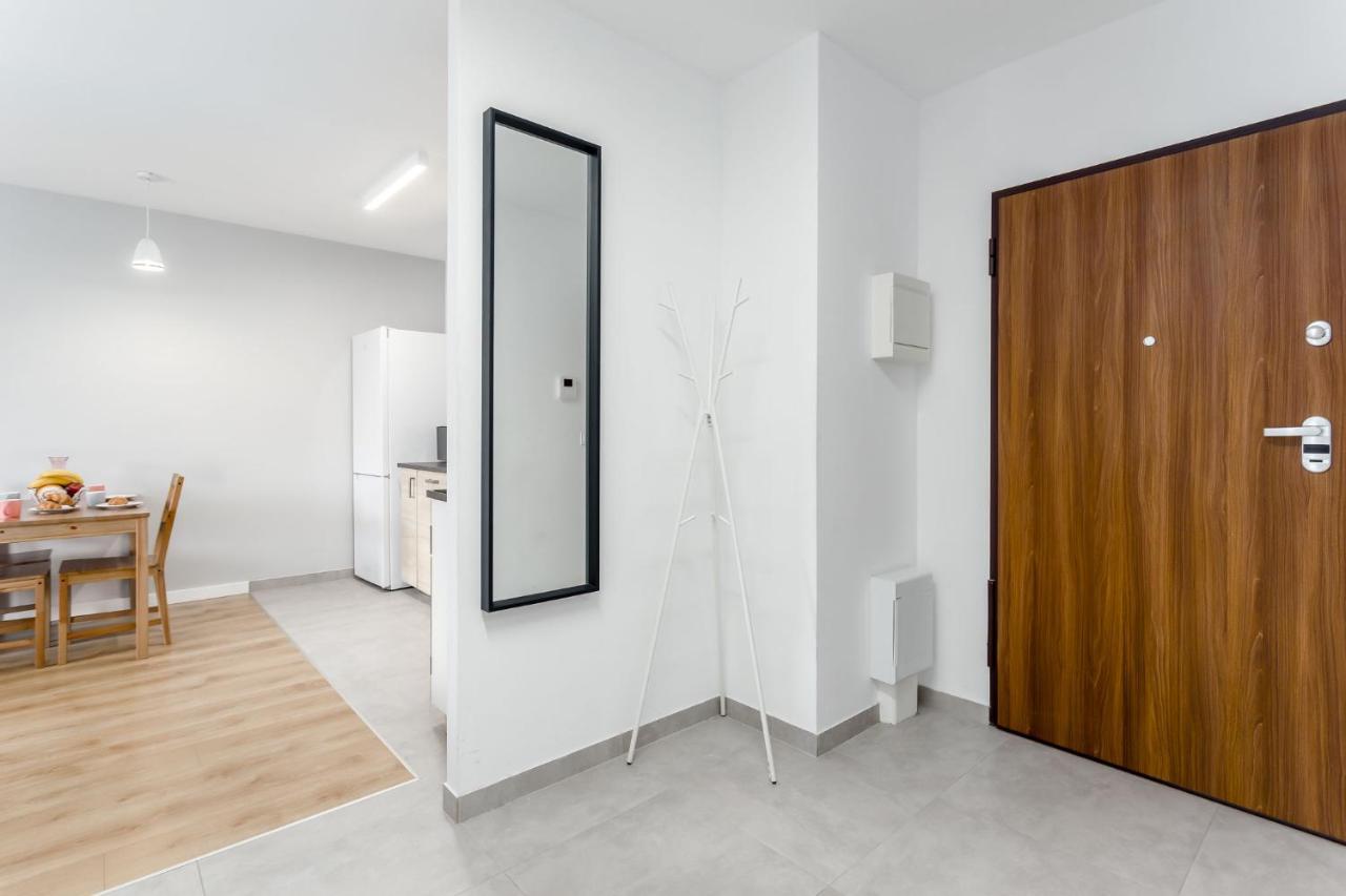 Chill Apartments Marywilska Varsavia Esterno foto