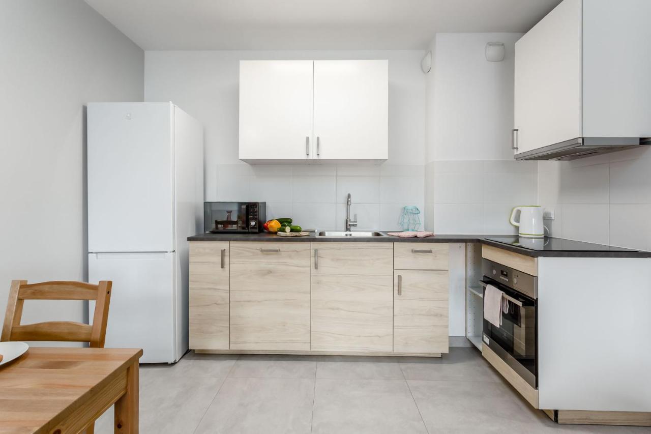 Chill Apartments Marywilska Varsavia Esterno foto
