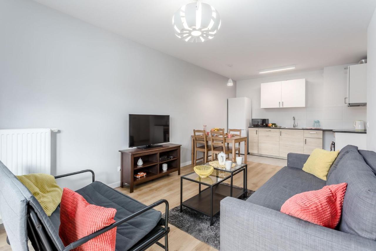 Chill Apartments Marywilska Varsavia Esterno foto