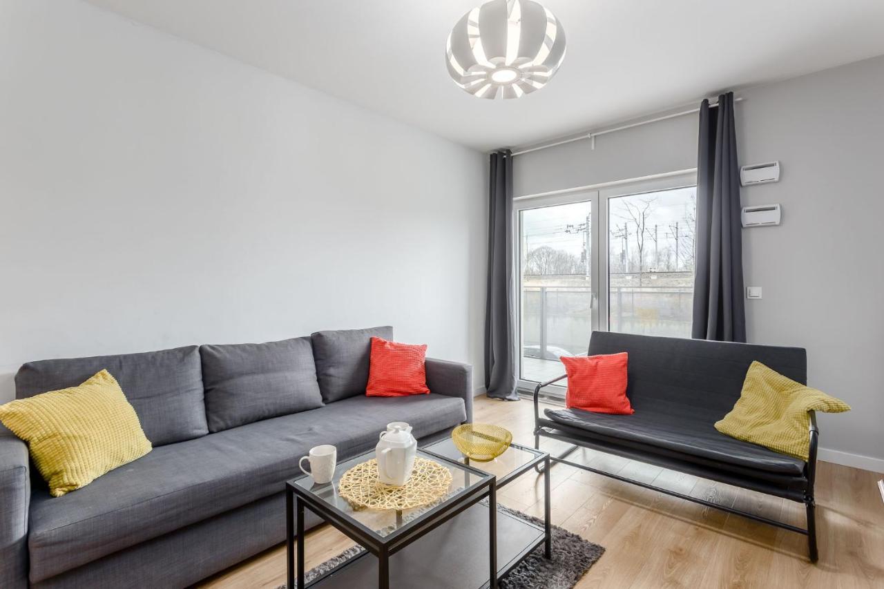 Chill Apartments Marywilska Varsavia Esterno foto